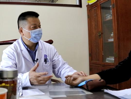 肿瘤标志物的甲胎蛋白偏高正常吗,肿瘤标志物查出甲胎蛋白偏高