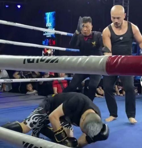 武僧一龙不躲闪随便打头,武僧100万出场费多少