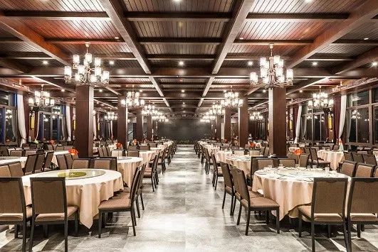 清凉寨丨“枫”景尚好,年会火热预定中!