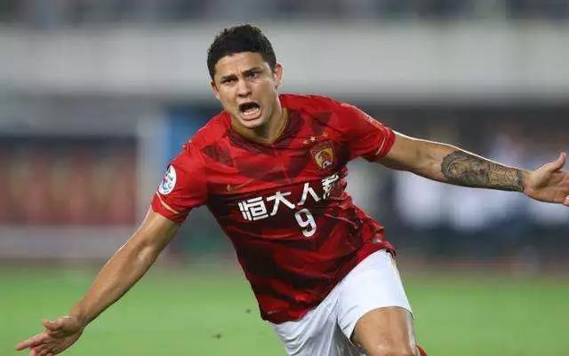 自宣离队!穆里奇告别梅县铁汉,是否记得天体的《讲不出再见》?