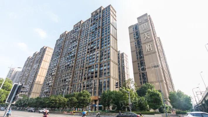 成都攀成钢大平层二手房,成都锦江区攀成钢270平豪宅