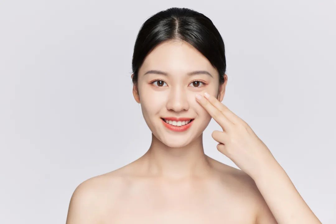 眼部皱纹如何去除最有效的方法,眼部的皱纹怎么去除最有效的方法