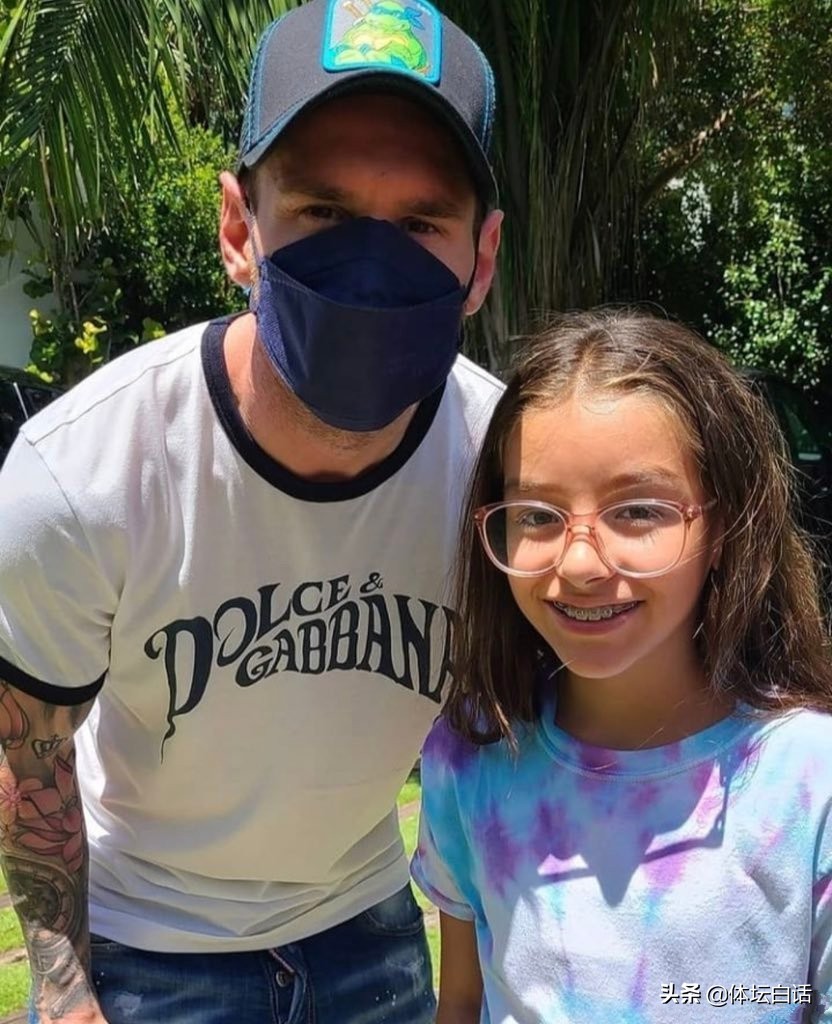 太受欢迎！梅西海岛度假躲避“喧嚣”，奈何当地富豪粉丝疯狂追捧