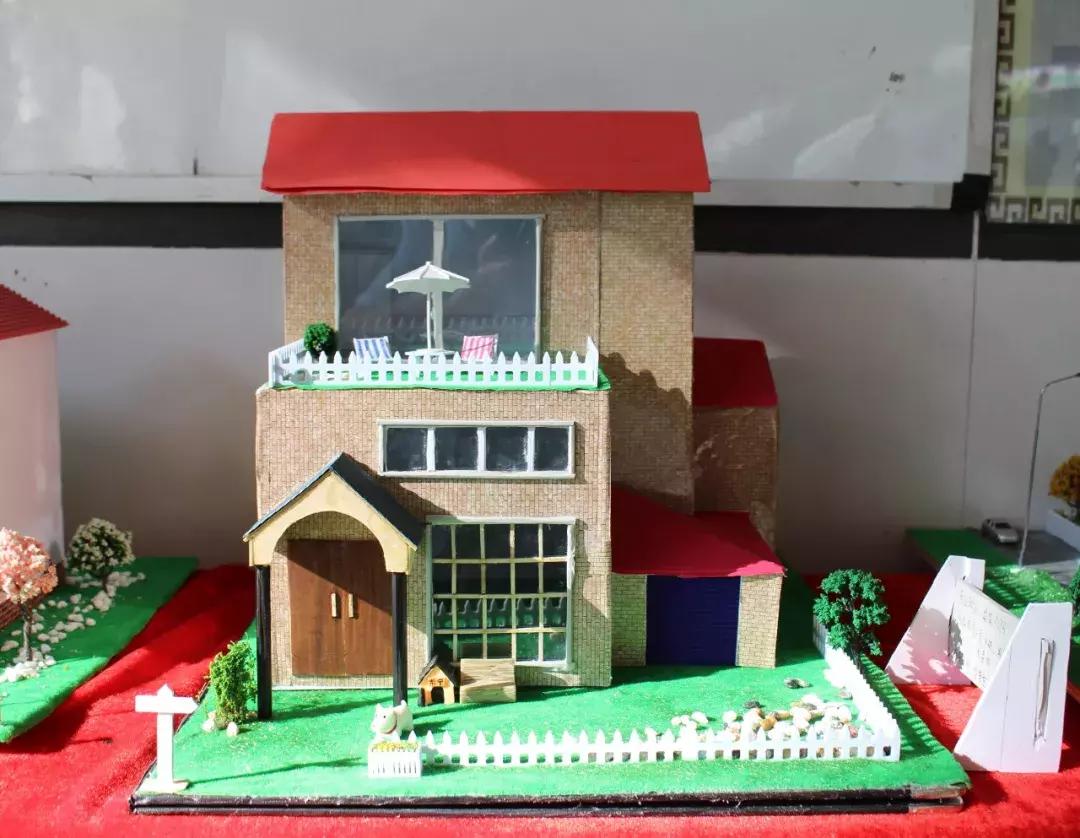 建筑模型设计学校,手工建筑模型大学