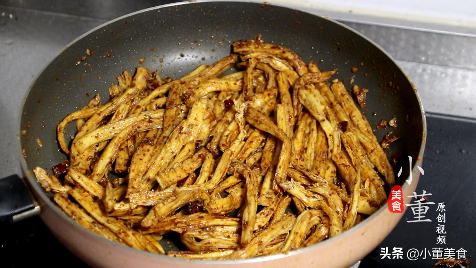 你还在买辣条吃吗?配方和制作过程都在这里,先收藏了吧