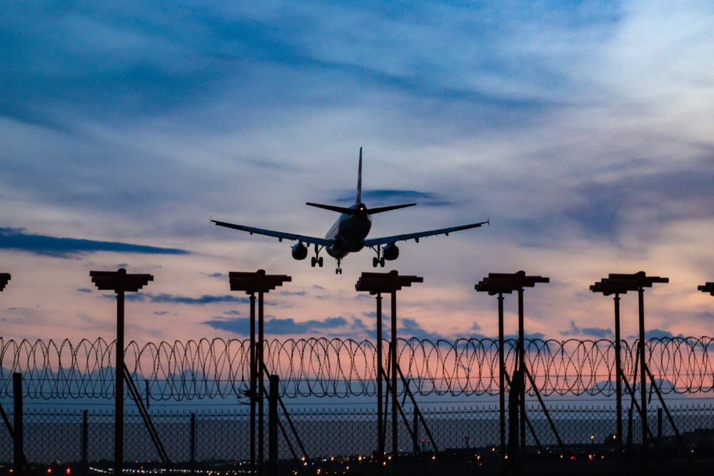 新冠疫情导致全球经济多少损失,疫情使我国经济损失达到多少