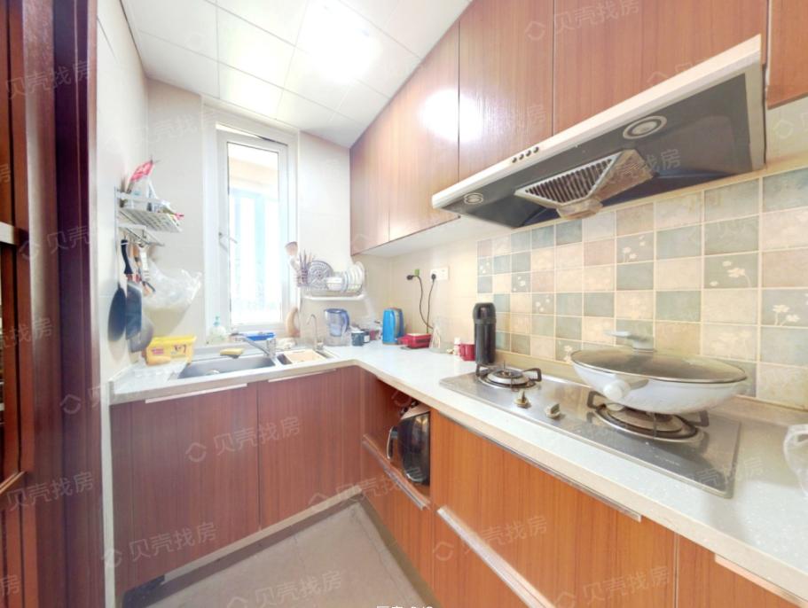 精装二手房100万,91平三房二卫南向精装96万快来抢