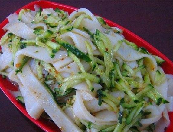 陕西凉皮用什么面粉做不用洗面,陕西不洗面凉皮的做法