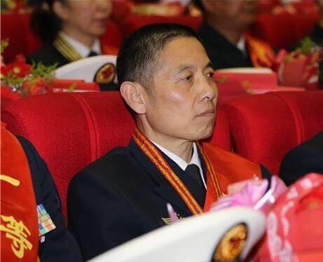 柏作为姓氏的时候该读什么,柏作为姓氏应该怎么念