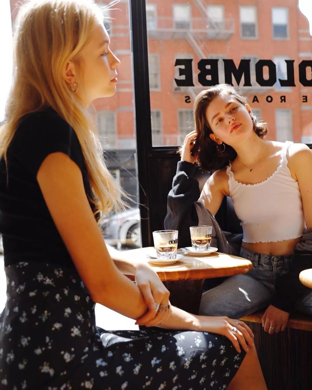 娱乐圈的小花有哪些,娱乐圈里的小花