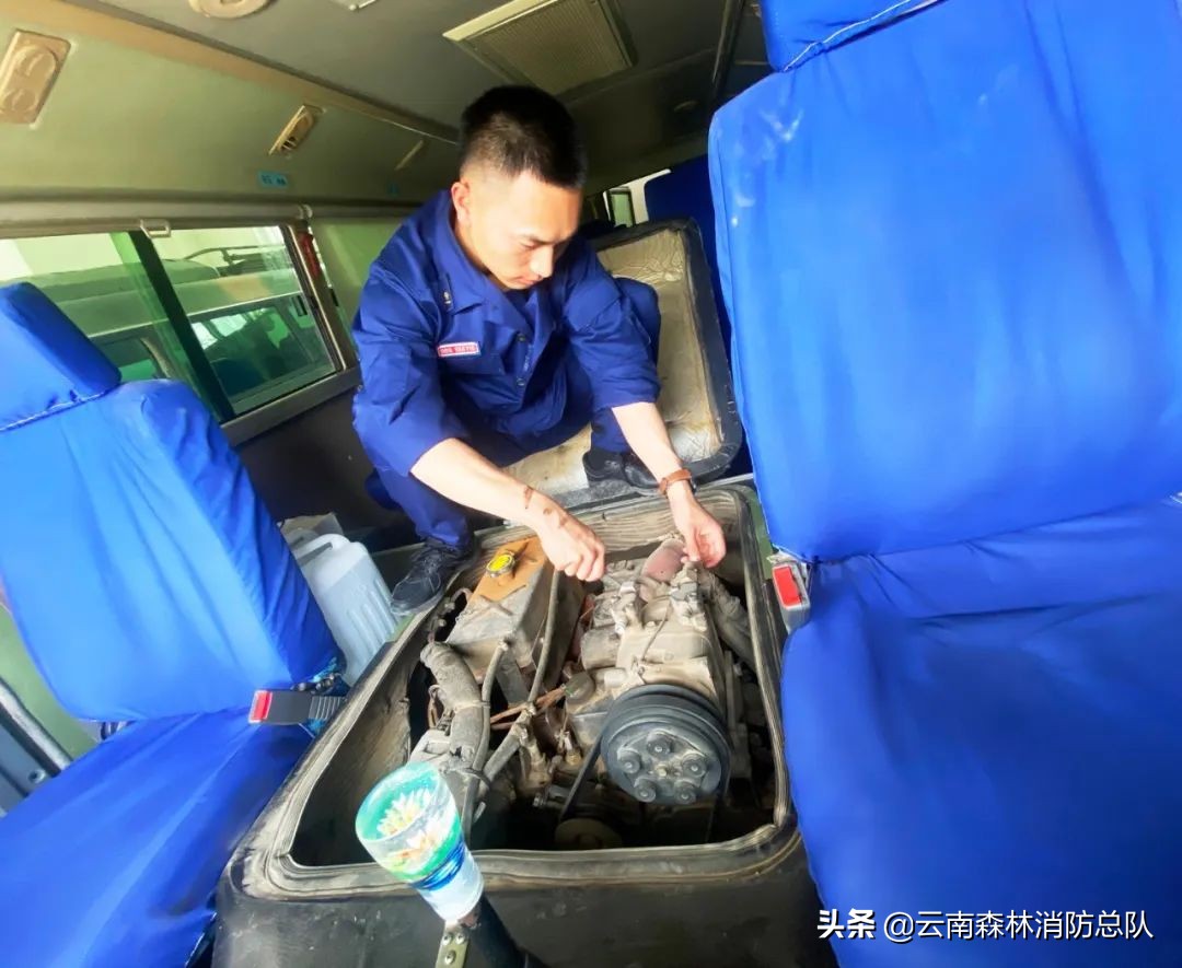 “最美劳动者”集体影像|一把方向盘把住队伍安全底线