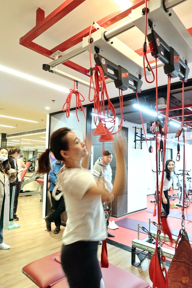 不能飞去巴黎伦敦，不如到大连喂鸽子，赏海景吃海鲜