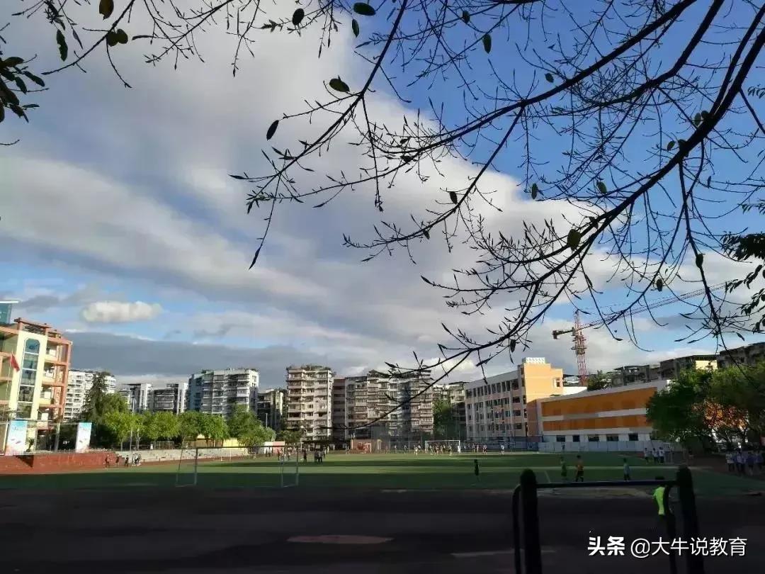 重庆市现在还在艺体招生的学校,重庆18中学艺体招生政策