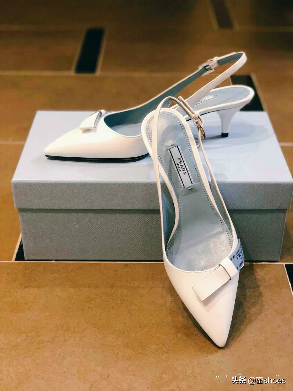 杨幂江疏影粉色,杨幂江疏影艳压全场