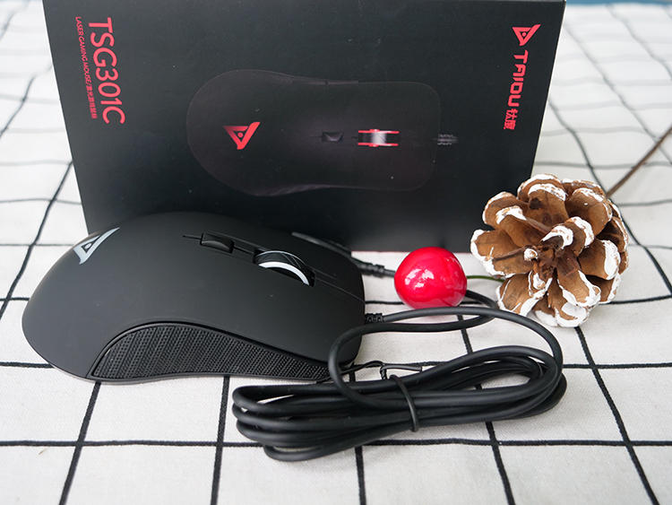 类肤设计加高DPI,钛度这鼠标手感炸裂
