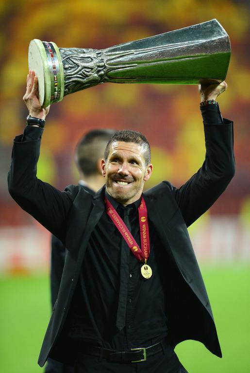 西蒙尼不雅动作,足坛名场面西蒙尼