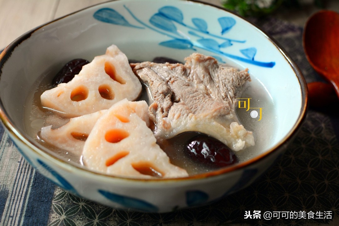 广东秋冬筒骨煲什么汤好喝又营养,冬天煲骨汤食谱大全