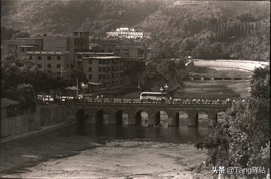 70年遵义老城图片,70年的贵州遵义桐梓县