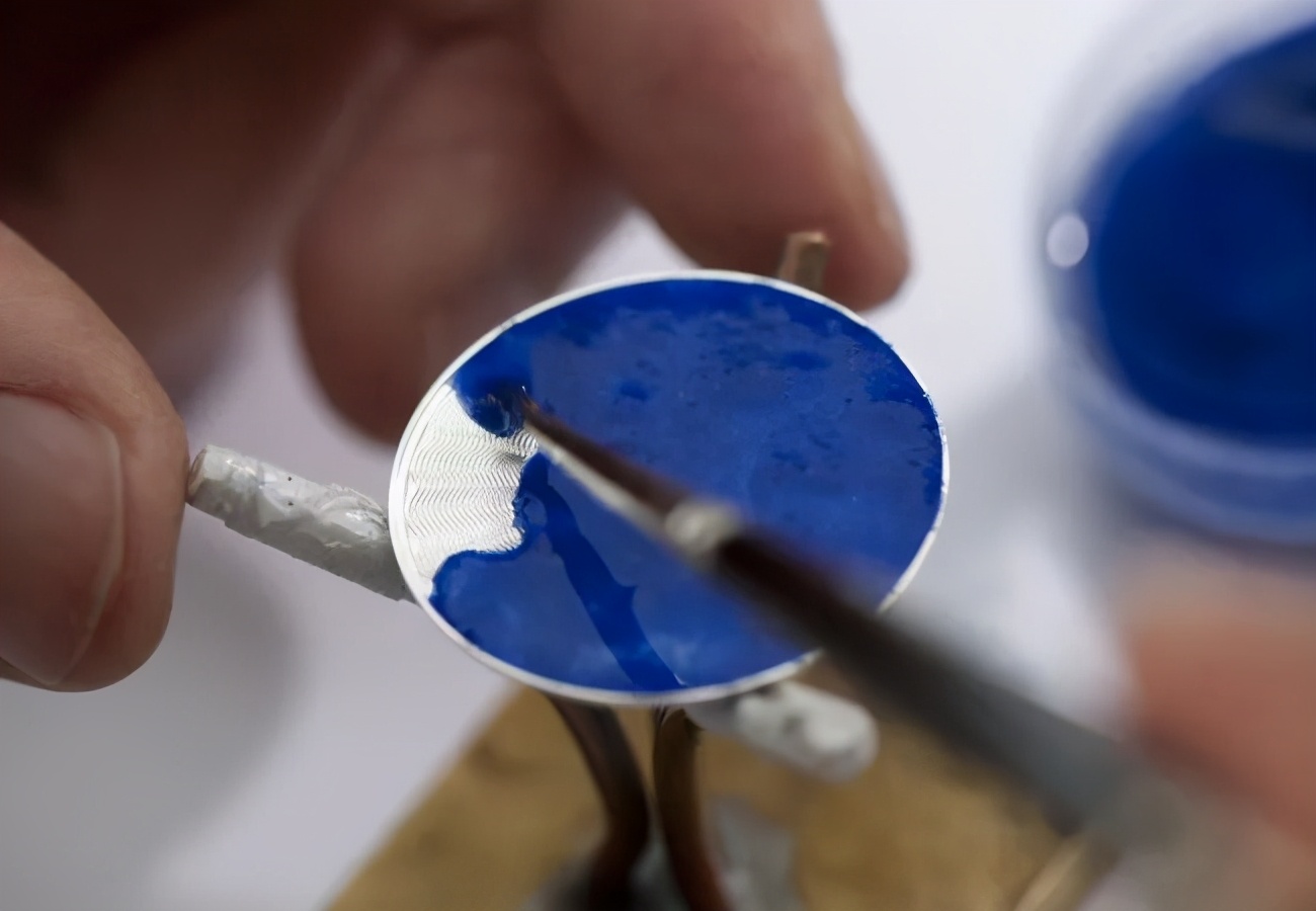 搪瓷脱落还能用吗,搪瓷产品为何被淘汰