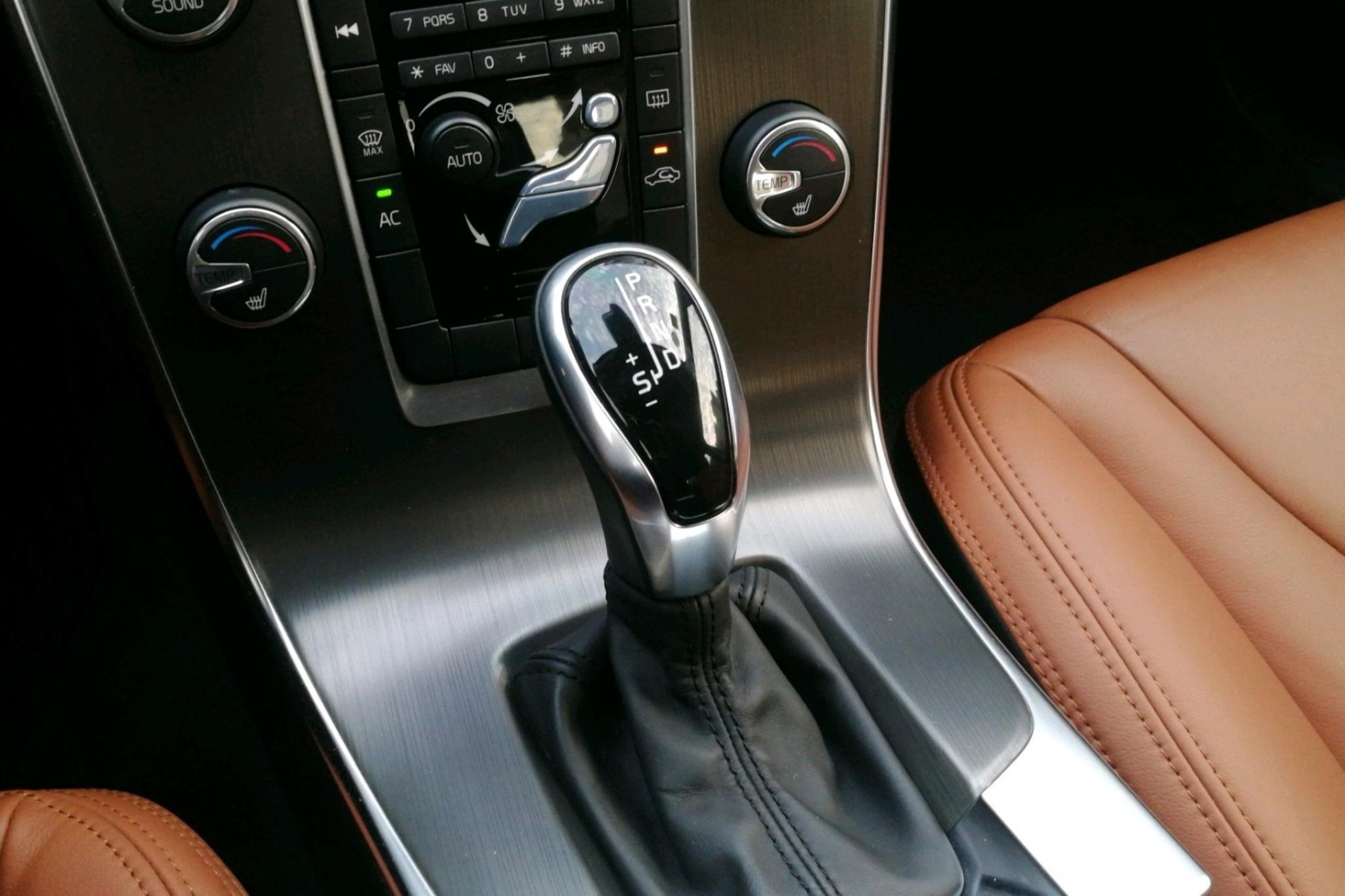 沃尔沃S60变速箱换挡叉A卡死怎么办？建议记住这些处理方法