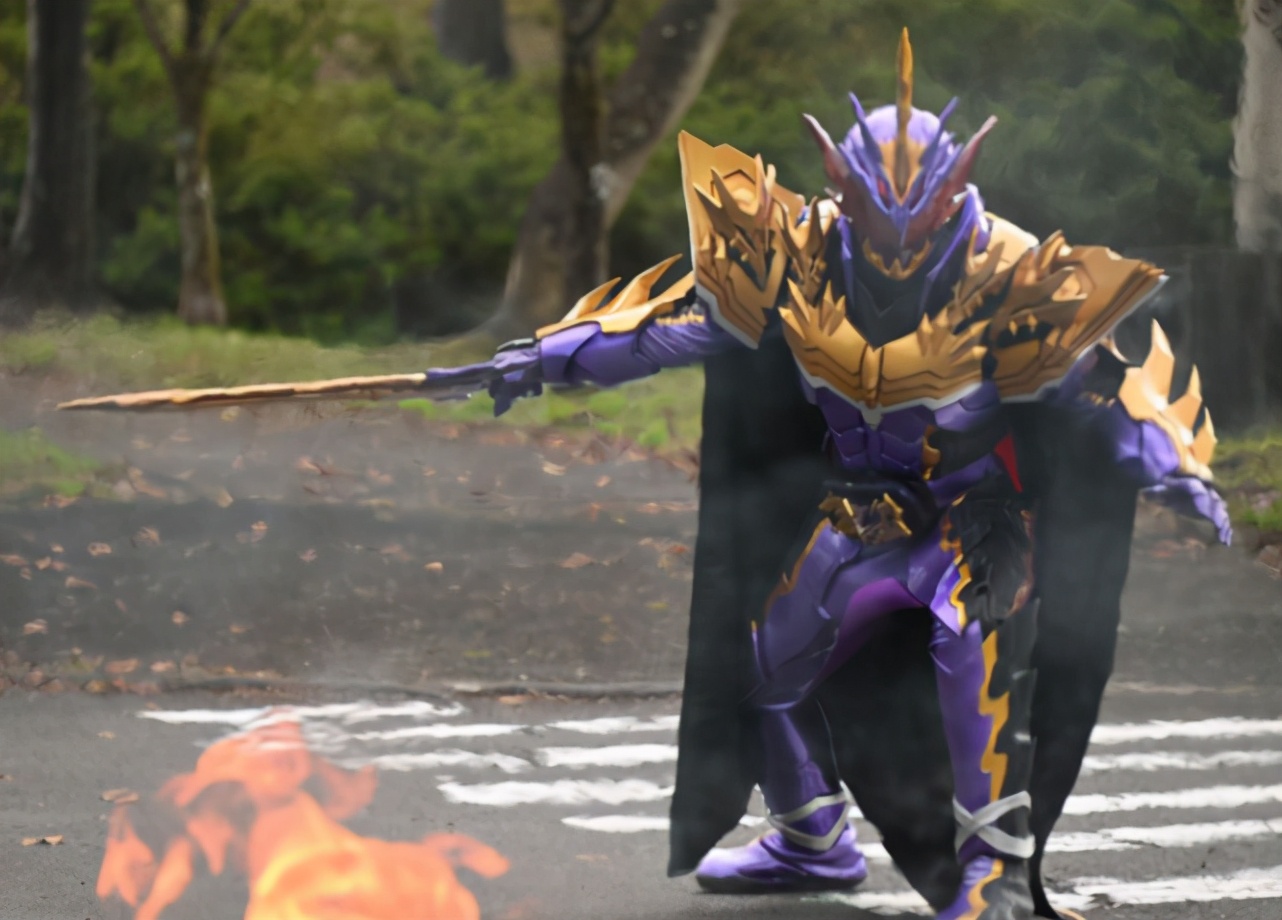 假面骑士圣刃邪王之龙如何封印剑,假面骑士圣刃邪王飞龙必杀技