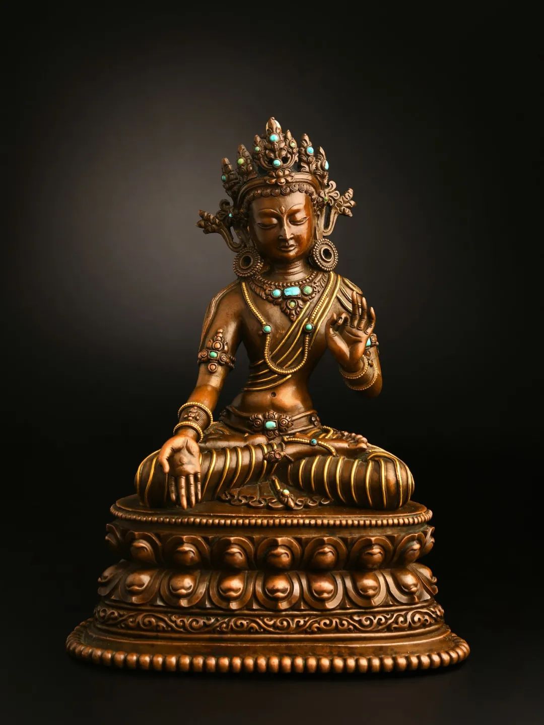 古天一拍卖2022秋拍成交记录,2023年竞价过亿拍品成交现场