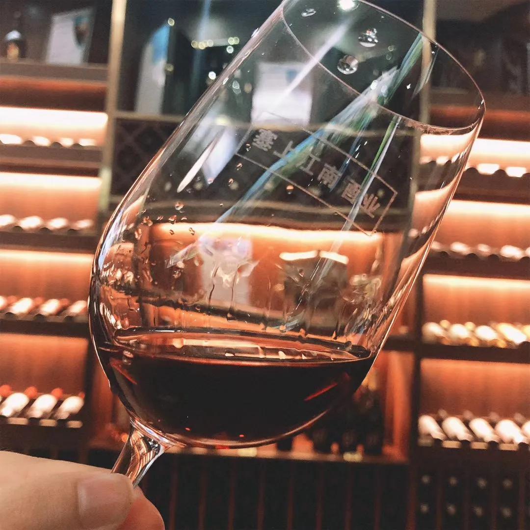 侍酒教程,侍酒流程