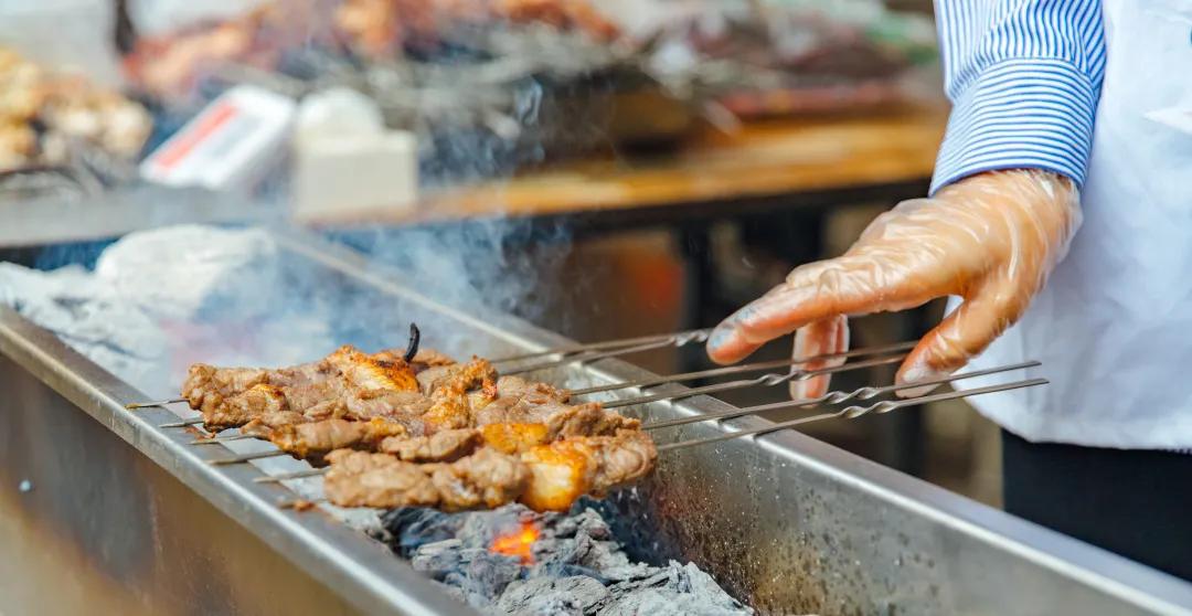 校园美食节登上热搜，*疆新**师范大学没想到你是这样的