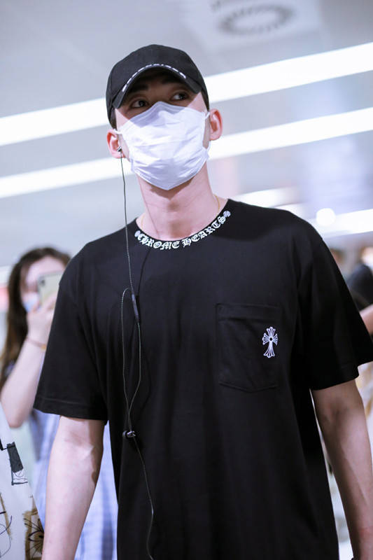 张翰穿搭夏天气质上衣,张翰蓝色衣服穿搭