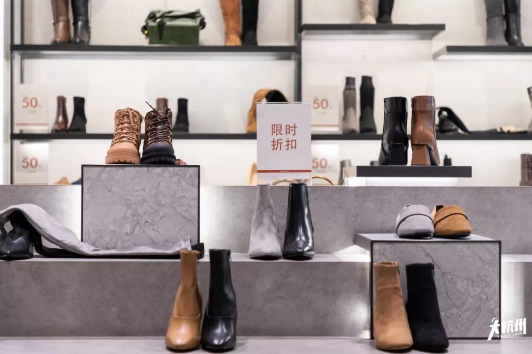 在杭州遇见紫禁城！宫灯前祈福、畅音阁迎新！来这里过故宫中国节