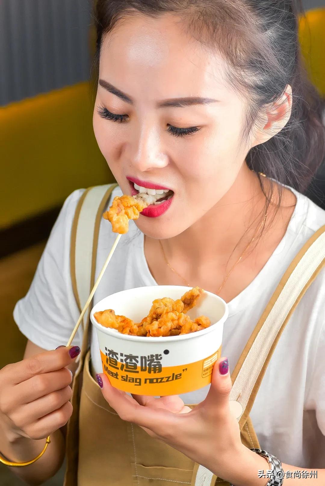 全球疯抢的网红小吃都来徐州苏宁负一层了！100元能吃掉一半