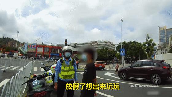 鬼火摩托车炸街民警精准打击,鬼火摩托车深夜炸街