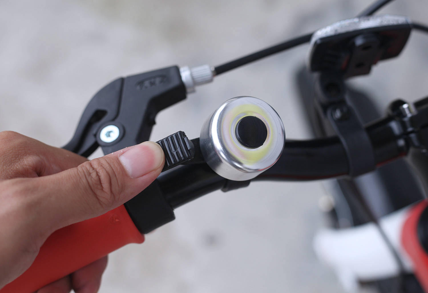 柒小佰自行车测评,六岁初学者自行车