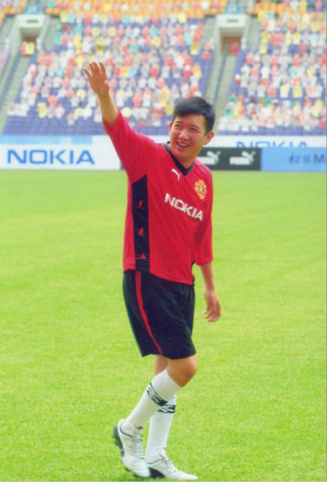 这些民间高手们身怀绝技,有关足球队的电视剧