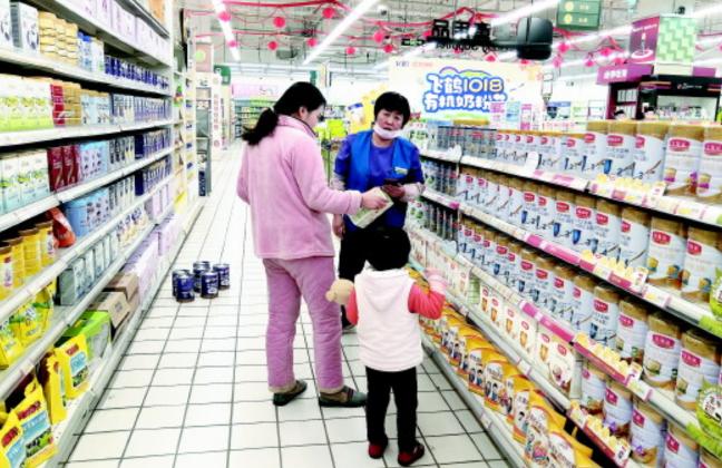 拿出生医学证明换奶粉有什么猫腻,母婴店要出生证明送奶粉安全吗