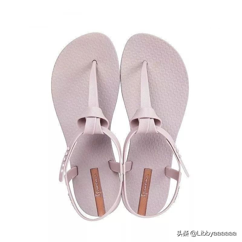 好物分享宝宝学步凉鞋,入手一双又软又舒服的凉鞋