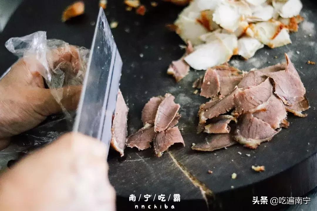 10年搬了3次！师院旁搬走的桂林米粉，我终于在民主路找到了