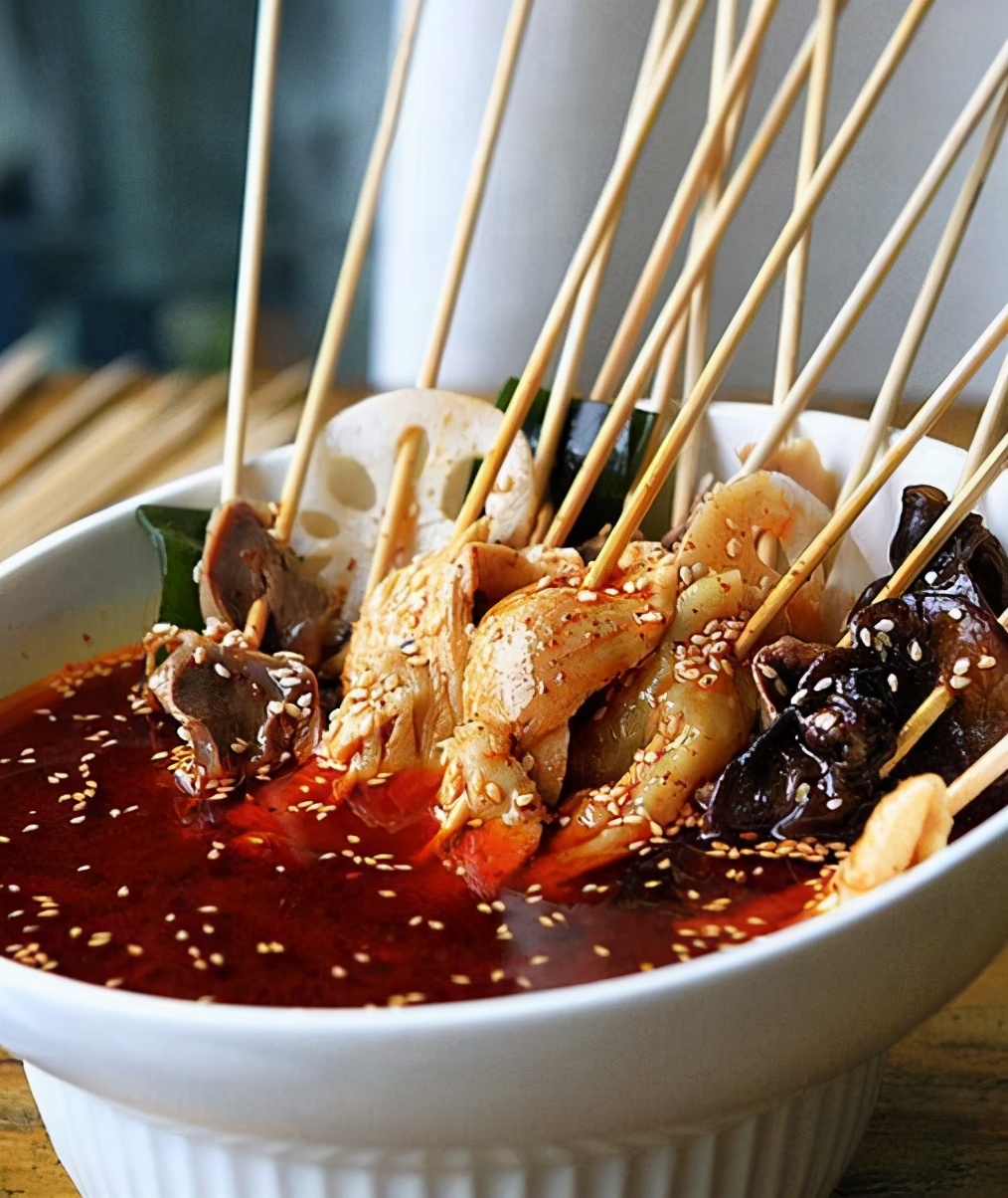 冒菜火锅麻辣烫钵钵鸡有什么区别,串串火锅和麻辣烫钵钵鸡的区别