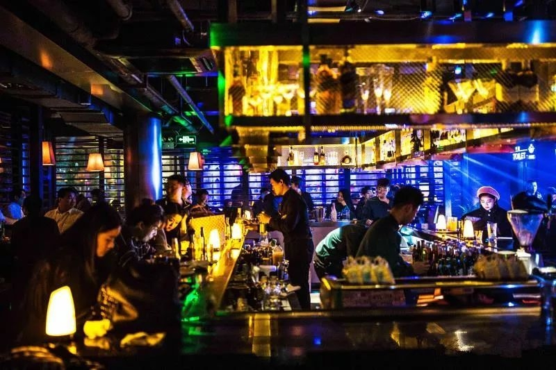 谁说济南没有夜生活细数济南这些高颜值酒吧！这就是我认识的济南