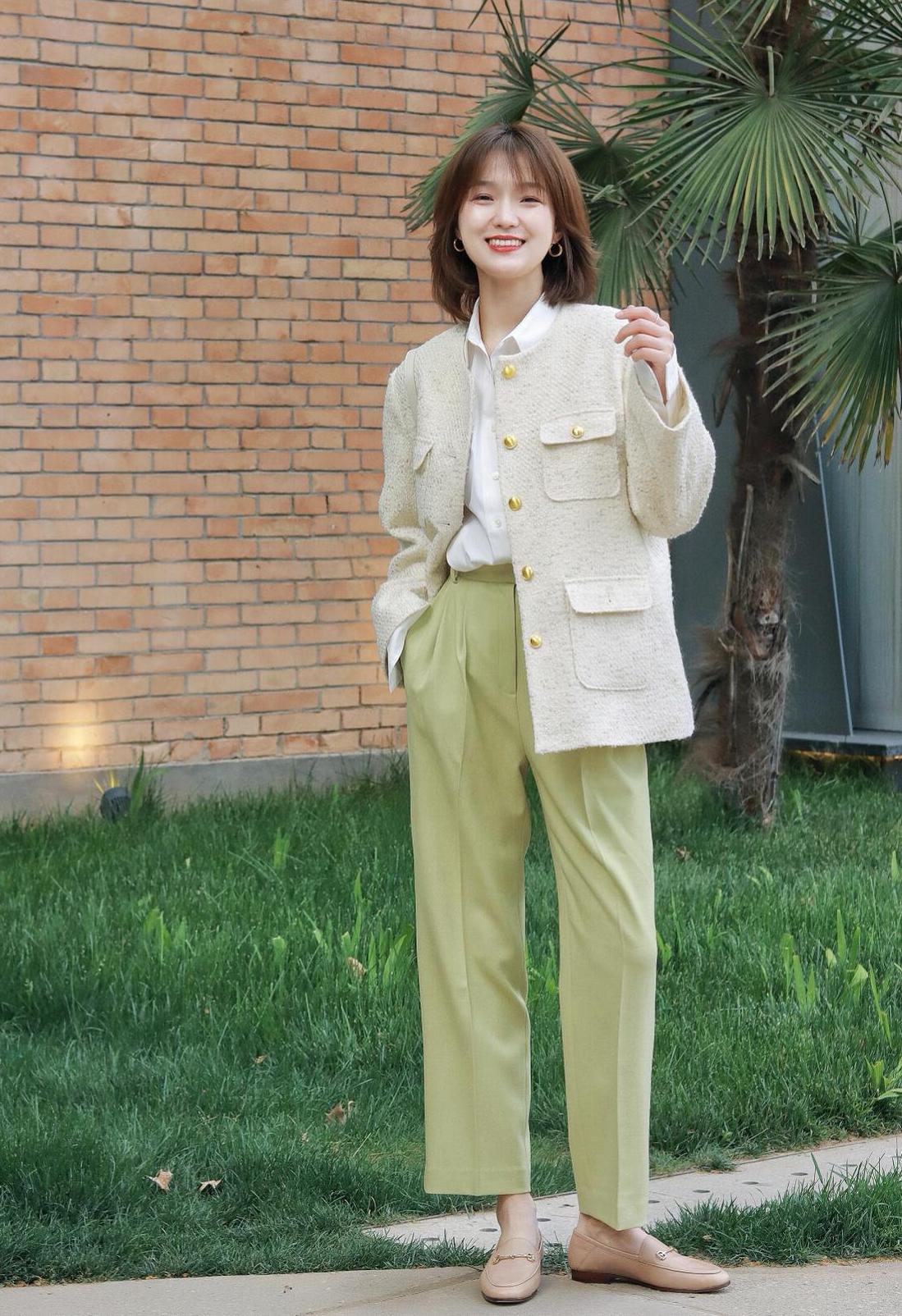 长风衣收纳折叠法,长风衣的折叠大全