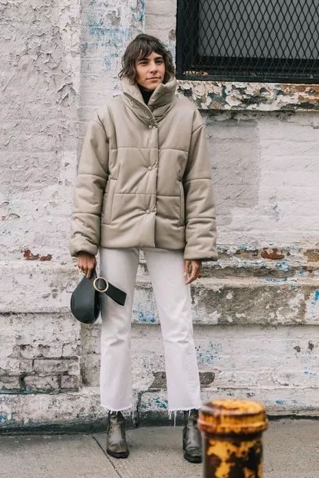 羽绒服太肥大太臃肿了怎么办,羽绒服穿肥点好还是瘦点好看