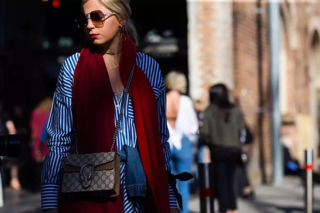 寒冷的冬天如何快速搭配围巾,冬天的保暖围巾