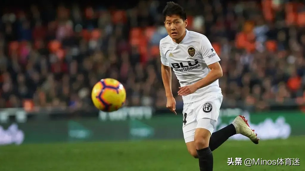 中国与日本韩国的足球差距,对比韩国足坛