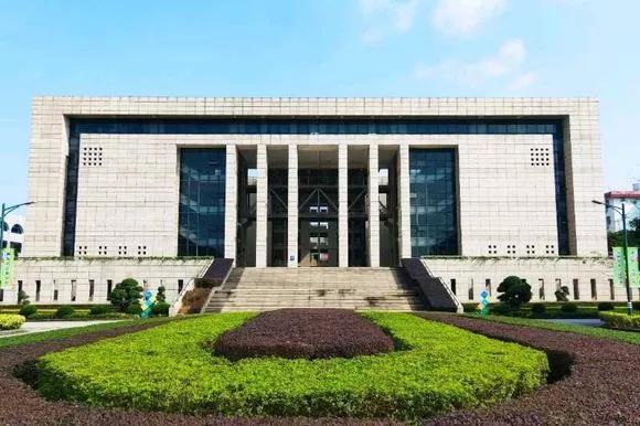 广东大学巡礼-广州康大职业技术学院