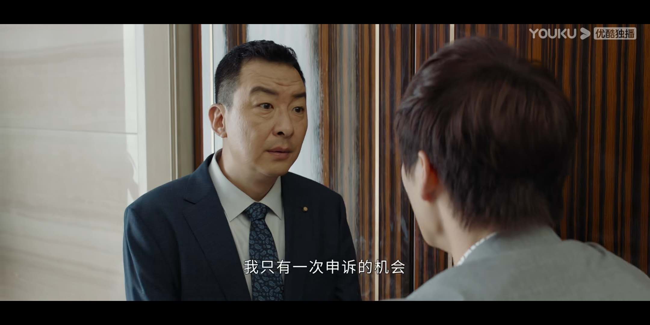 平凡的荣耀：向殷盛超低头的郝帅，让我极为沉重的写下这篇文章