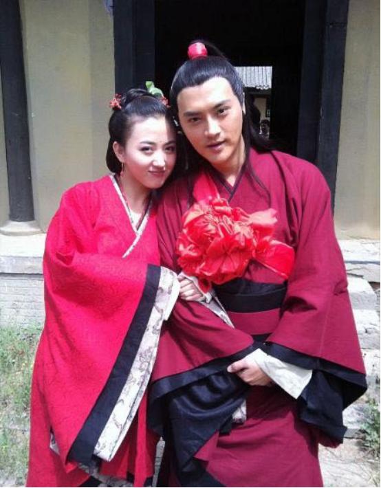 丑女无敌里的费德南怎么样了,丑女无敌为啥选费德南