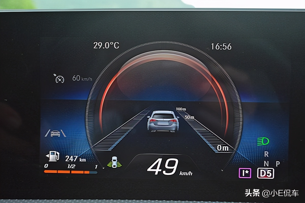 奔驰cla200动感和时尚的区别,新款奔驰cla200试驾视频