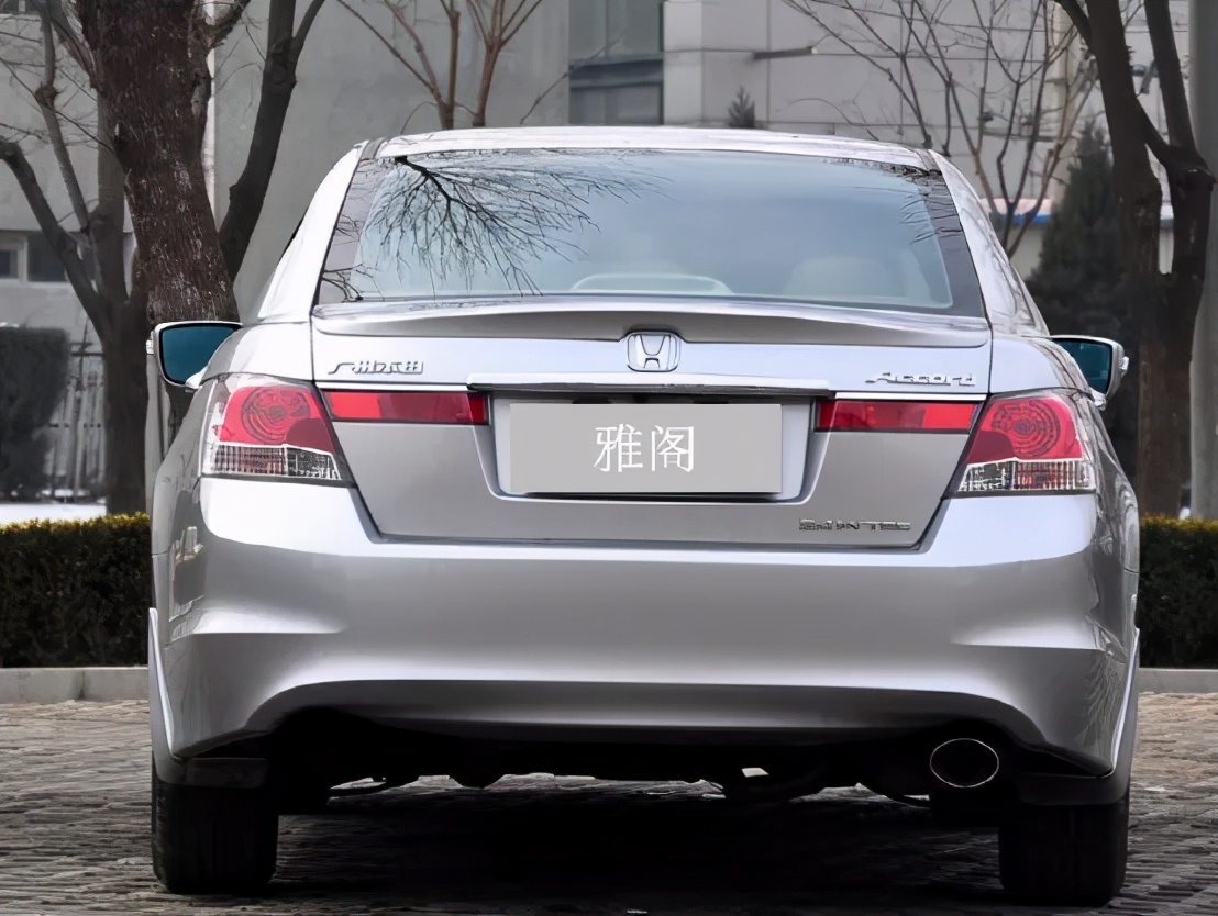 你觉得哪一代雅阁最好看,本田雅阁2.4最后一代
