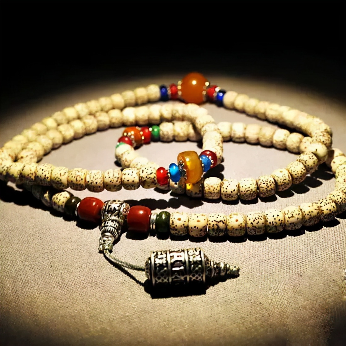 星月咬手能用肥皂清洗吗,星月捂花了怎么办