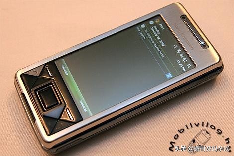 诺基亚经典手机8600,诺基亚先进科技手机